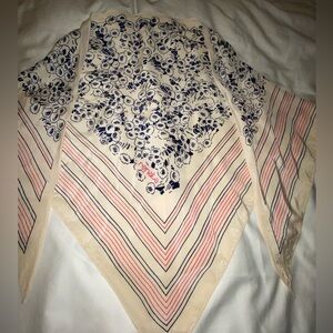 Renata vintage scarf triangular